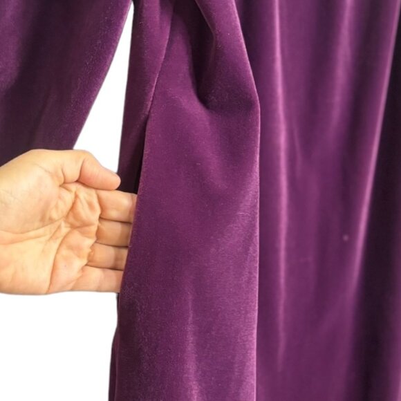 Vintage Keyloun Woman's Veleveteen Lace Collar Caftan OSFA - Picture 4 of 5